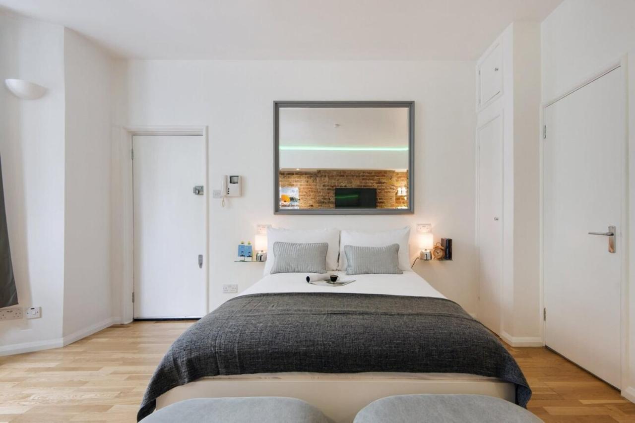 The Lovely Longridge Road Apartment Лондон Екстериор снимка