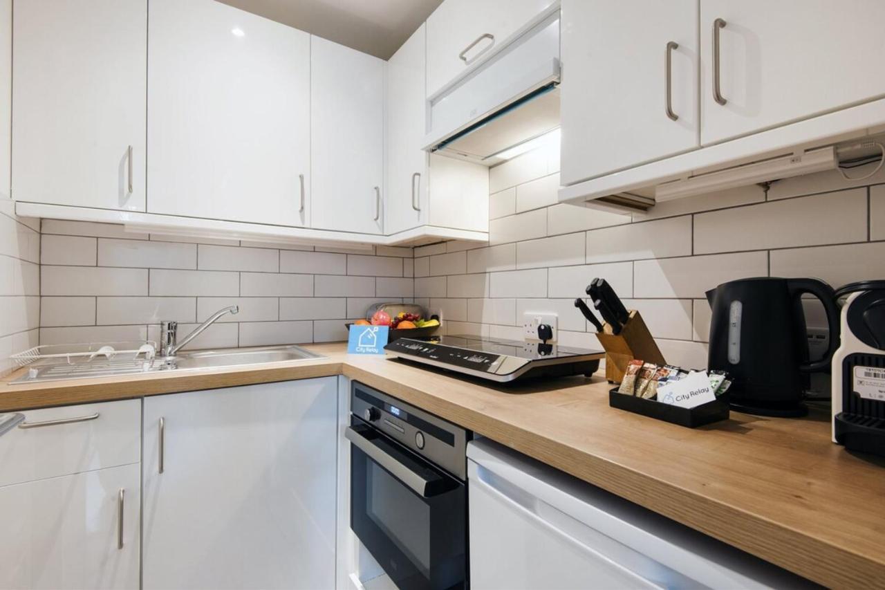The Lovely Longridge Road Apartment Лондон Екстериор снимка